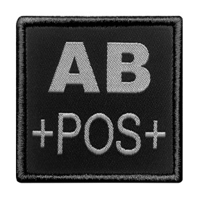 Blutgruppe AB positiv gestickt auf schwarzem Stoff - A10 Equipment