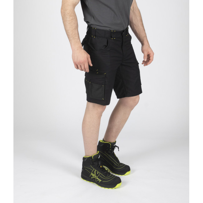 ARBEITSBERMUDAS HUGUES SCHWARZ - Nine Worths by North Ways