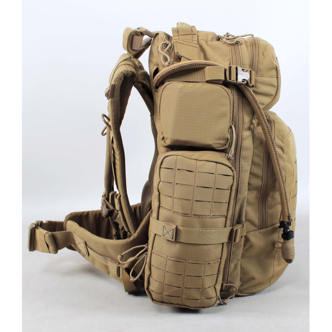 BFM Futura V3 Coyote Rugzak - Camelbak