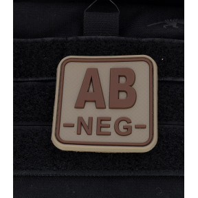 Quadratischer Blutgruppen-Patch AB- Coyote - JTG