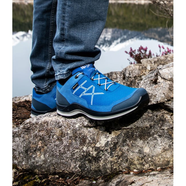 Chaussures BLACK EAGLE Adventure 3.0 GTX low - Bleu Azur - Haix
