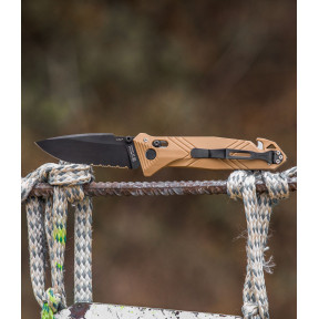 Coltello tascabile C.A.C.® (lama seghettata) Edizione Vendicatore - Tan - TB Outdoor