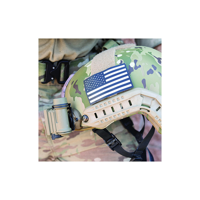 Militärische Taschenlampe Sidewinder Compact II mit Helmclip/Batterien coyote - Streamlight