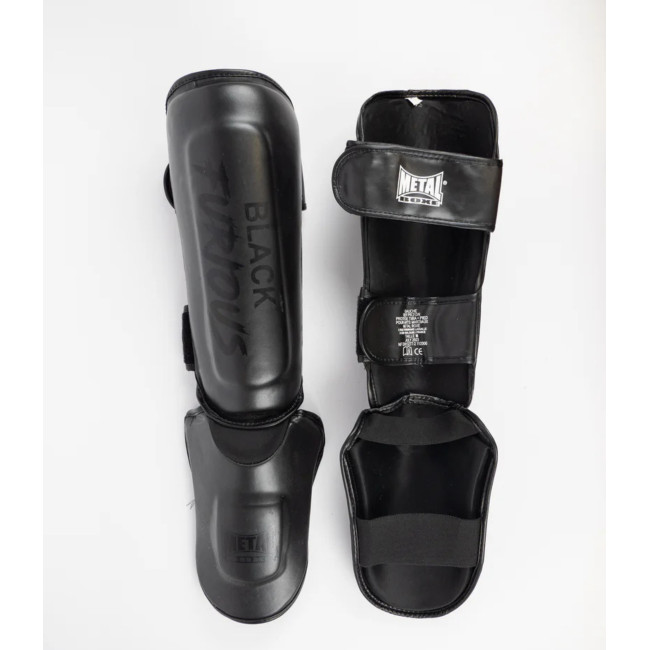 PROTECTOR DE ESPINILLA + PIE NEGRO - METAL BOXE