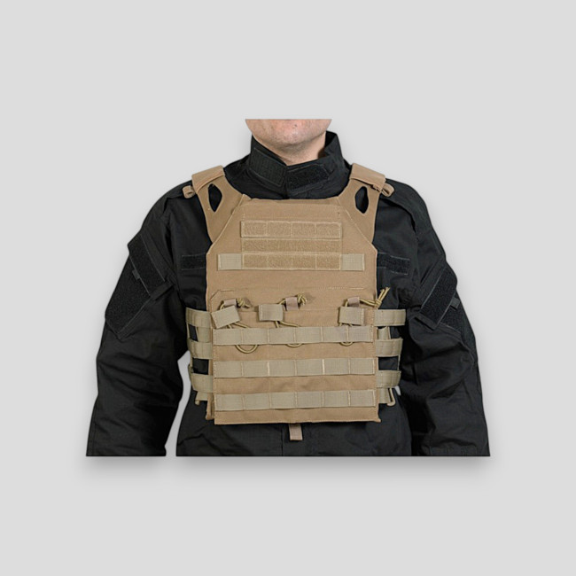Chaleco portaplacas V18 + 2 placas de protección Dummy - Tan - Delta Tactics
