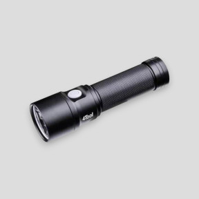 Compacte oplaadbare tactische lamp ED20 (2 200 lumen) - Nextorch