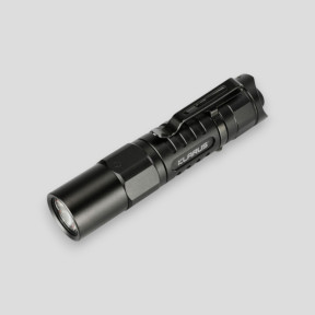 Linterna táctica compacta recargable XT1A (1.000 lúmenes) - Negra - Klarus