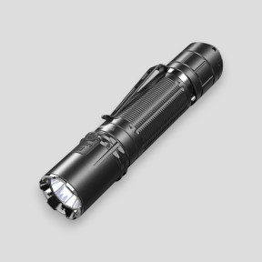 Wiederaufladbare taktische Taschenlampe XT2CR Pro (2.100 Lumen) - Schwarz - Klarus
