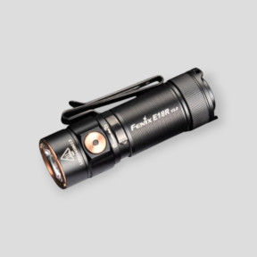 Lampe de poche rechargeable E18R V2 1200 lumens - Fenix