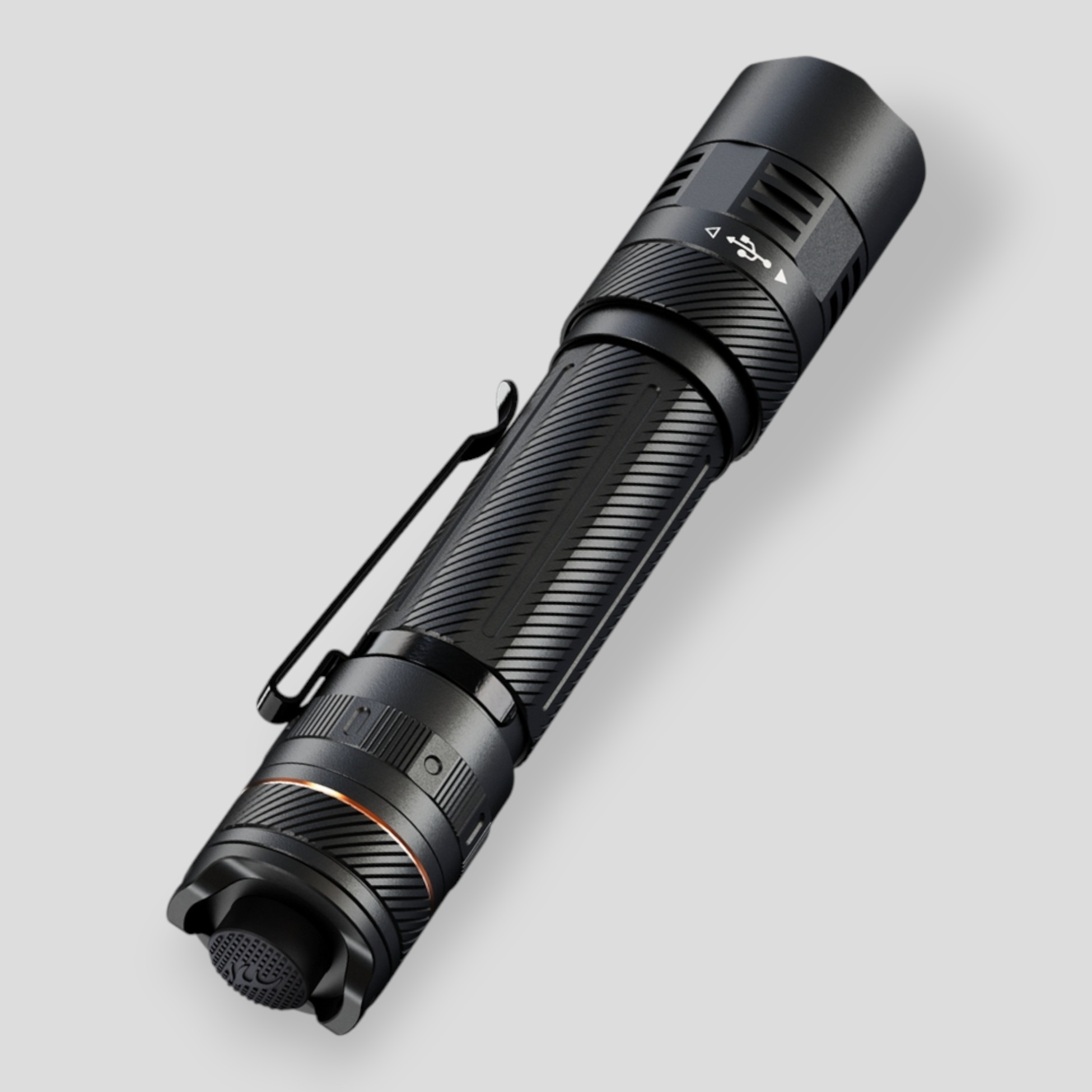 Lampe de poche Fenix PD25R - 800 lumens (rechargeable) - +queespadas Lampe de poche Fenix PD25R - 800 lumens (rechargeable) - +queespadas