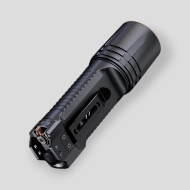 Lampe torche haute performance multimode TK35R (5 800 lumens) - Noir - Fenix