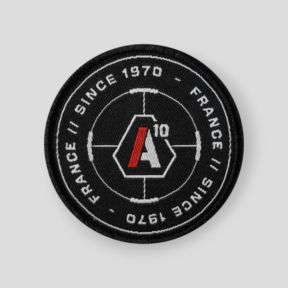 Geborduurd patch Signature Since 1970 - Wit/Rood - A10 Equipment