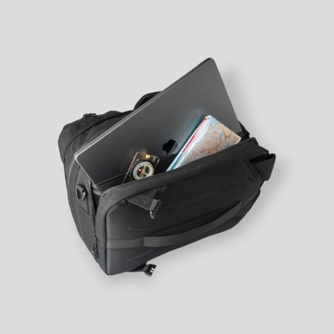 Messenger Rucksack 24,5L - Schwarz - STOIRM