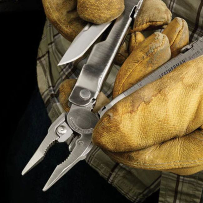 Pince multifonctions Supertool 300 en blister - Leatherman