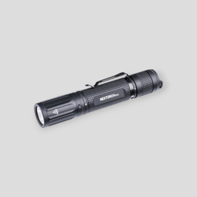 Torcia tattica ricaricabile E52D (3 700 lumen) - Nextorch