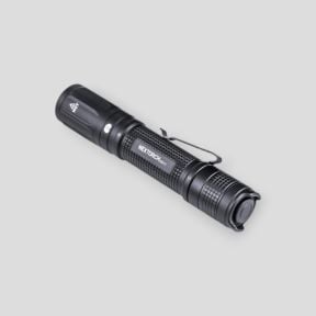 Lampe tactique rechargeable E51D (2 100 lumens) - Nextorch