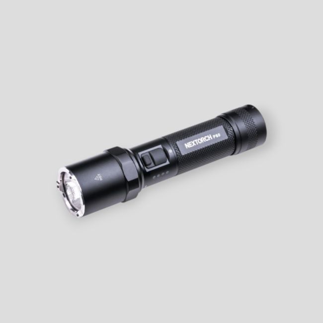 Lampe tactique rechargeable P80B (2 100 lumens) - Nextorch