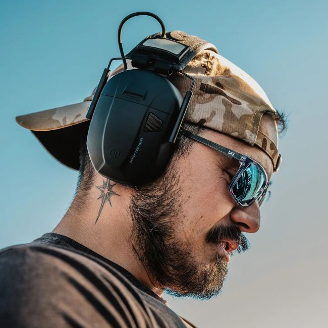 Sonnenbrille Axe (Captivate™ polarisierte und grüne Spiegelgläser) - Grau Transparent/Grau - Wiley X