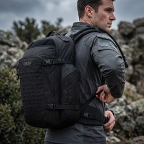 BFM 47L Tasche schwarz mit Crux 3L Reservoir - Camelbak