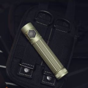 Torcia tattica Baton Ultra (1 800 lumen) - Verde Oliva - Olight