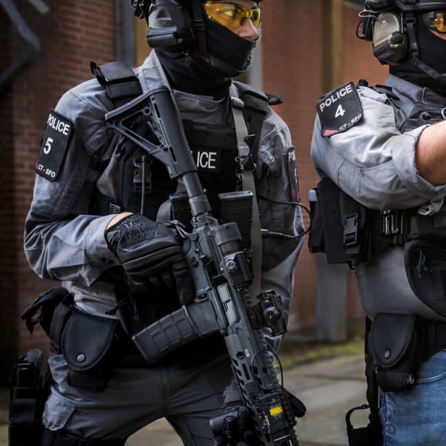 Luvas M-Pact 2 Covert Pretas - Mechanix
