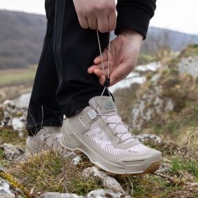 Niedrige Damenschuhe Black Eagle EVO Adventure GTX - Beige/Weiß - Haix