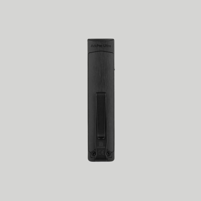 Kompakte EDC-Taschenlampe ArkPro Ultra (1 700 Lumen) - Onyx Schwarz - Olight