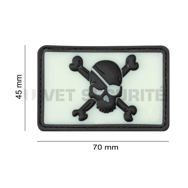 Patch pirate skull tło fosforyzujące - JTG