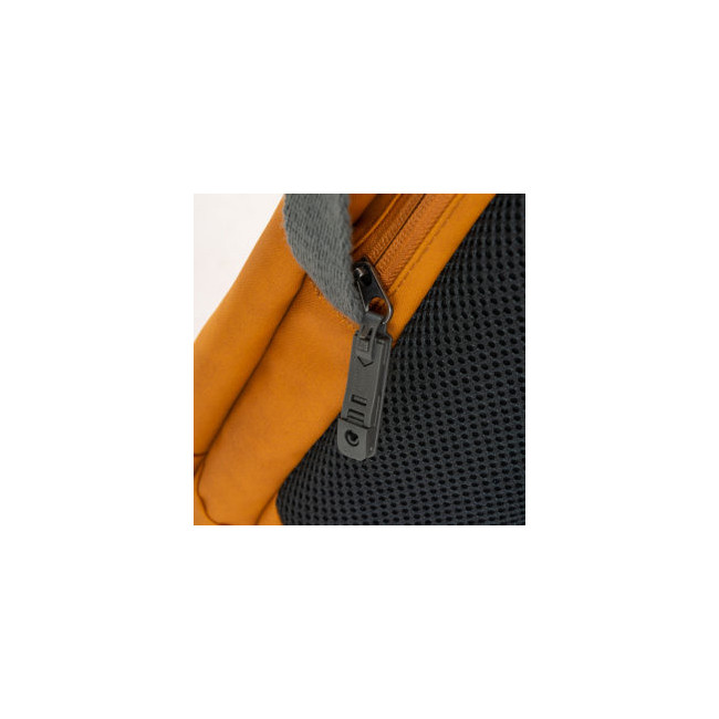 Rucksack FLUG 18L - Orange - Highlander