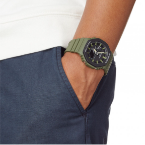 G-Shock Classic GA-2110SU Uhr olivgrün - TOE