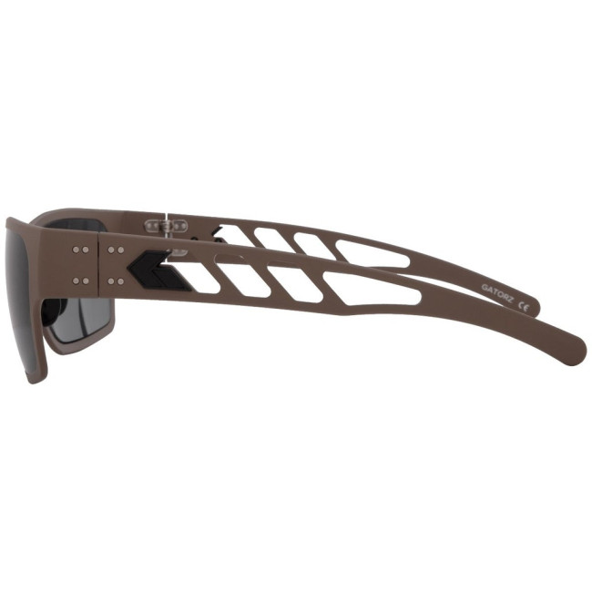 Delta M4 Cerakote Desert Tan met Smoked Polarized Lens