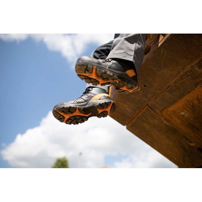 Chaussures de sécurité Black Eagle Safety 54 mid S3 noir et orange - Haix
