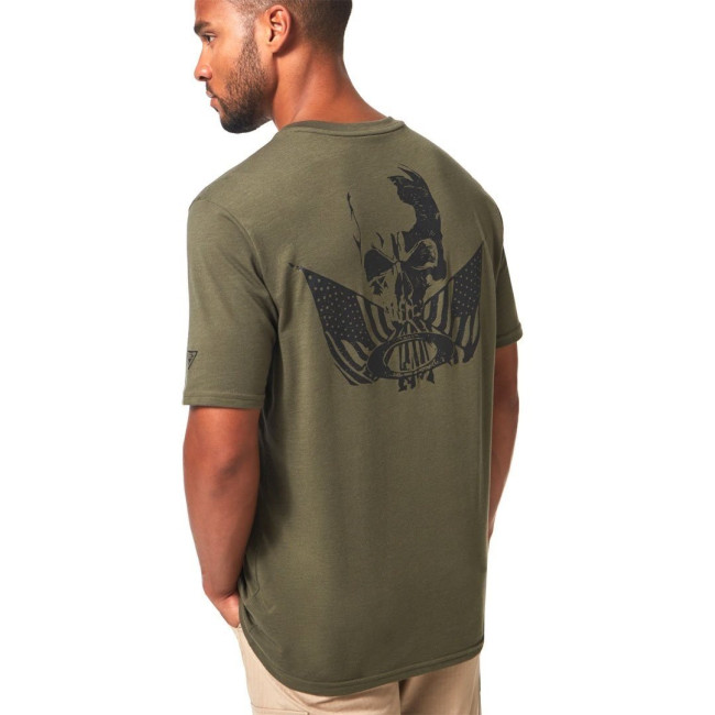 T-shirt met "Brave" motief Olijf - Oakley