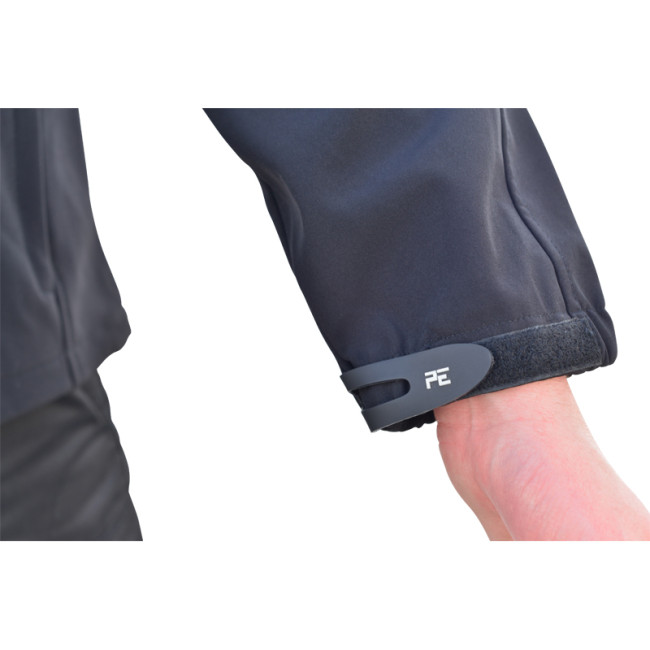 Schwarze Softshell-Jacke für Sicherheitskräfte - PATROL